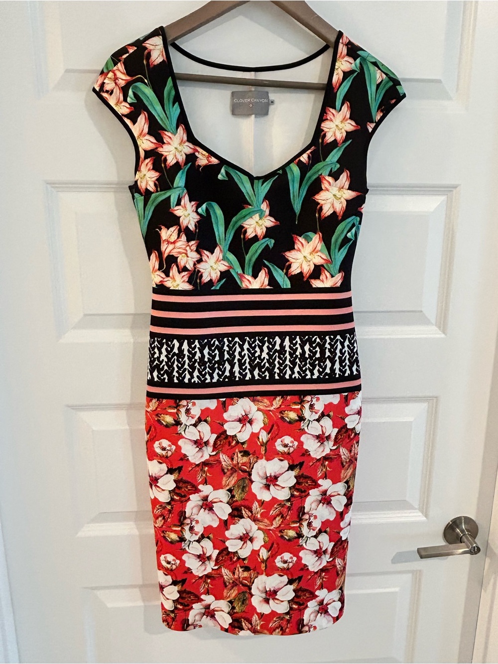 Clover Canyon Floral Sunrise Sheath Dress Neoprene Black Red Multi Size S
